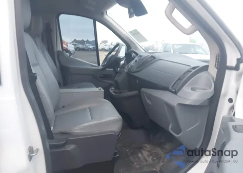 2017 Ford Transit-250 z USA, uszkodzony, nr VIN 1FTYR1YM2HKB04480